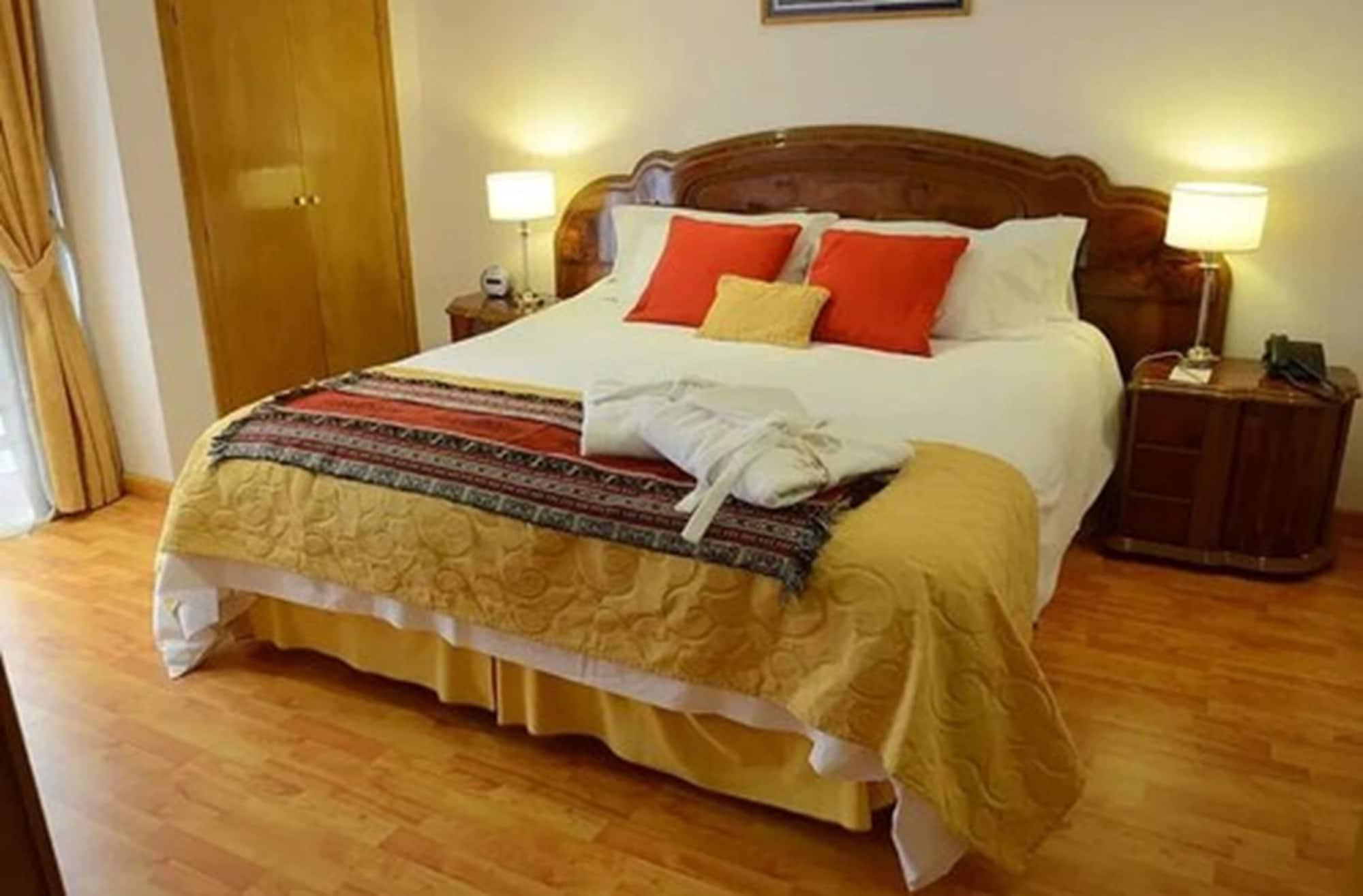 Ñikén Hotel Spa&Business Center Necochea Buitenkant foto
