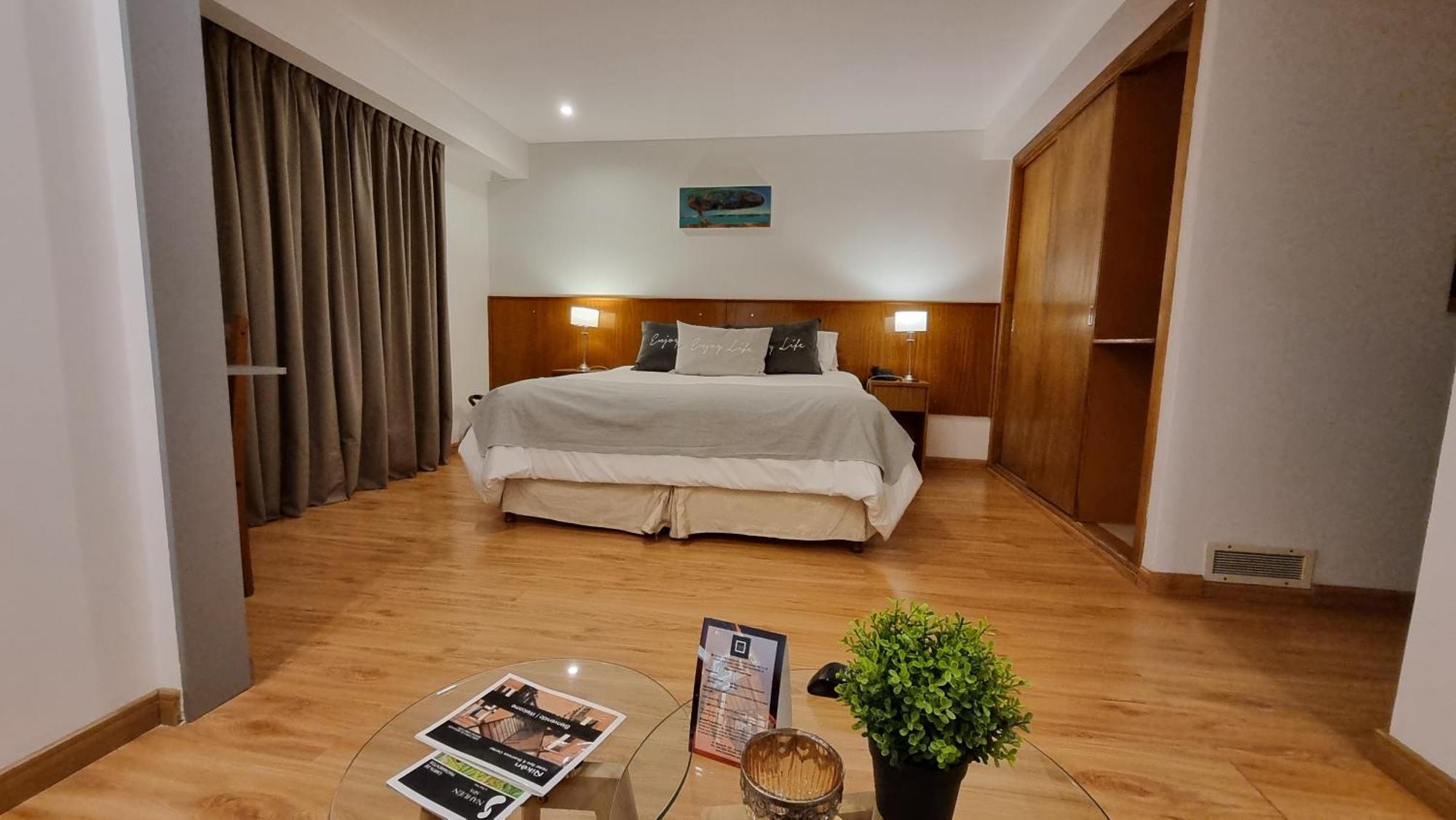 Ñikén Hotel Spa&Business Center Necochea Buitenkant foto
