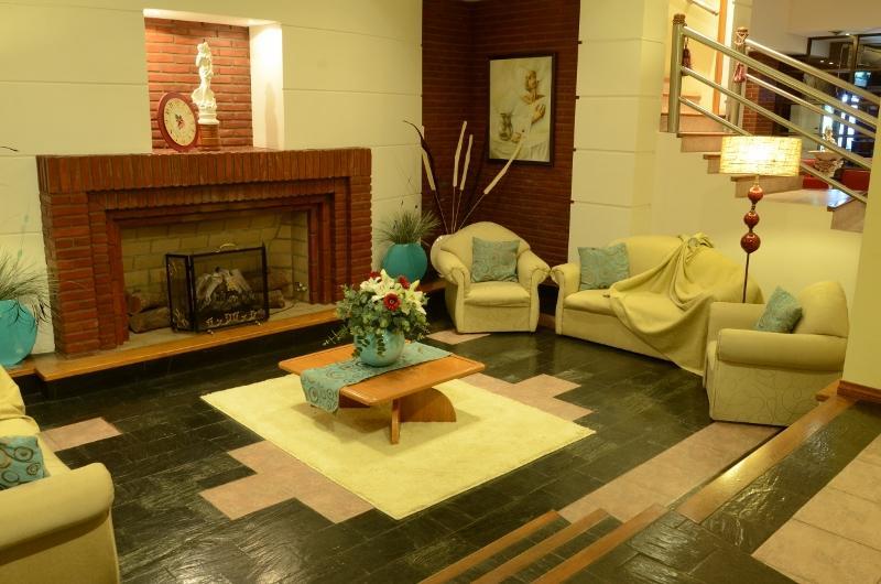 Ñikén Hotel Spa&Business Center Necochea Buitenkant foto